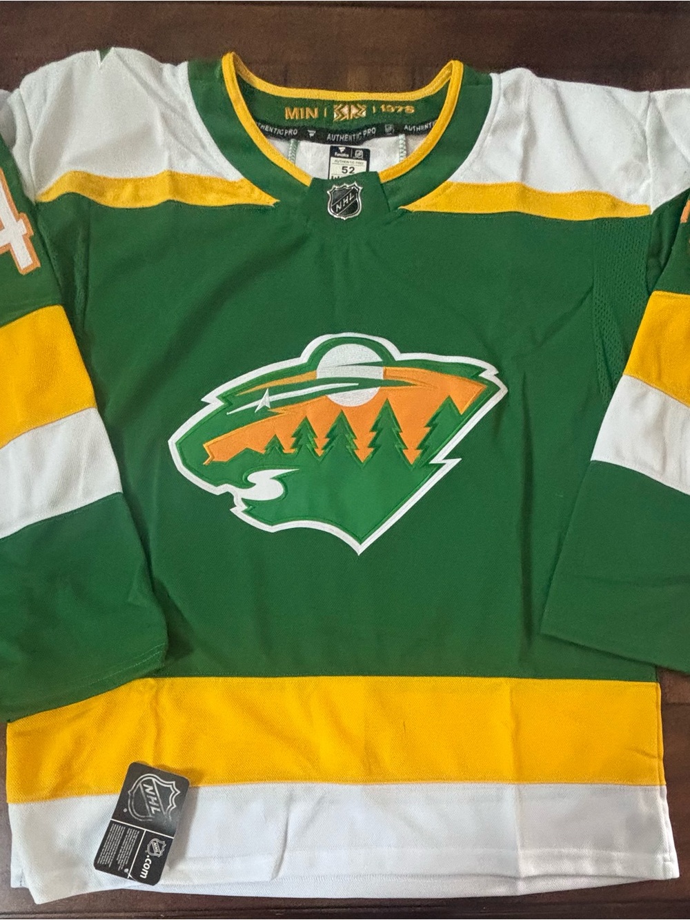 Minnesota Wild Quinn Hughes Green Jersey Adult Large (52) NWT